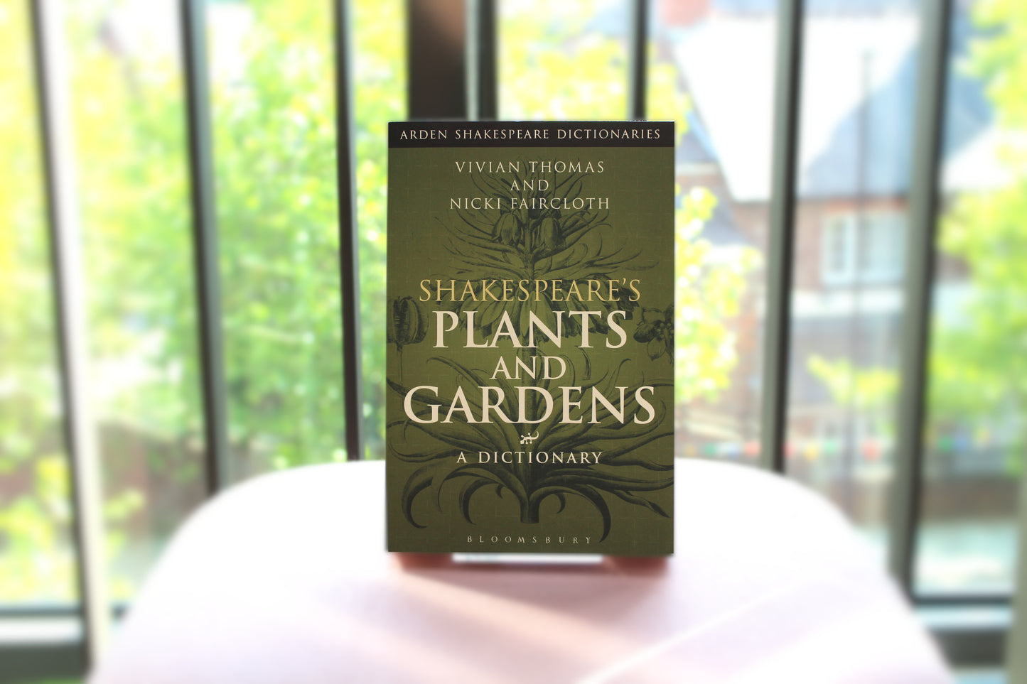 Shakespeare's Plants and Gardens: A Dictionary