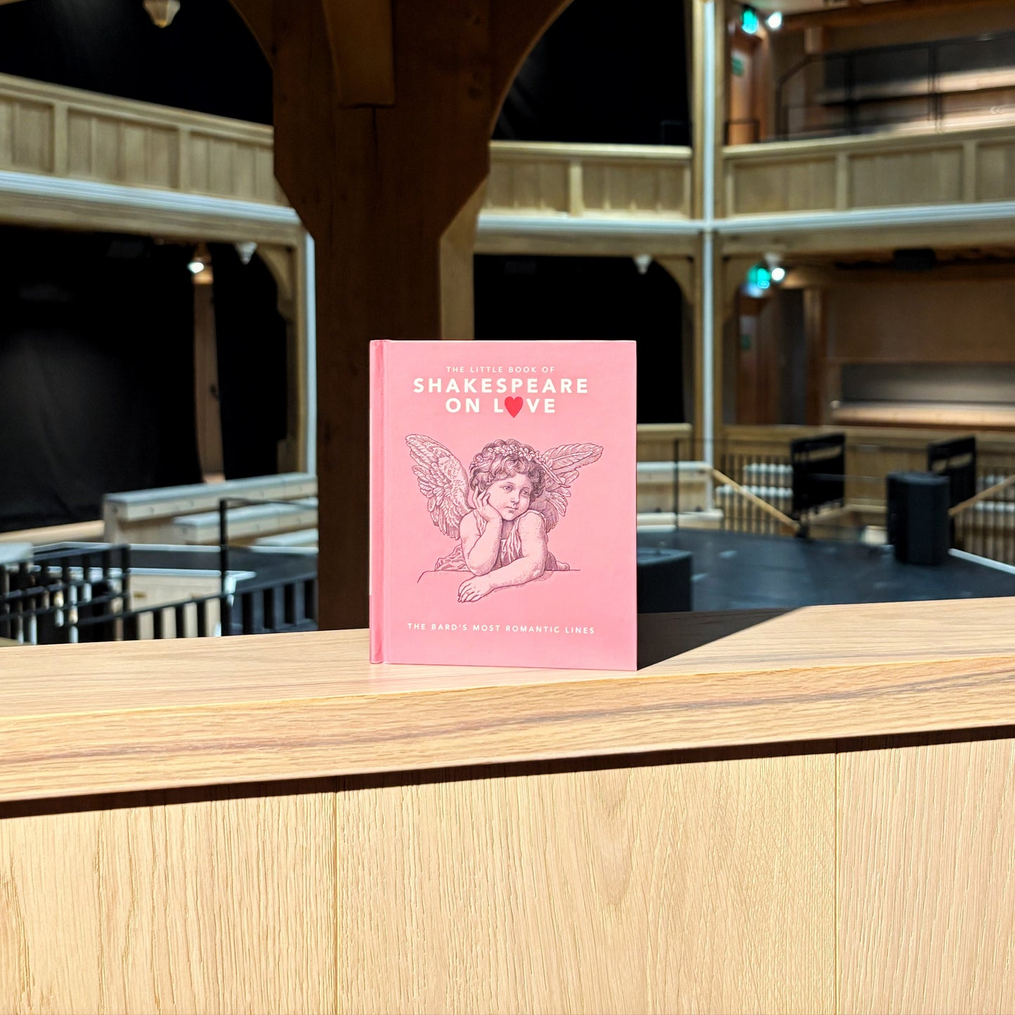 Front cover of a book titled The Little Book of Shakespeare on Love.