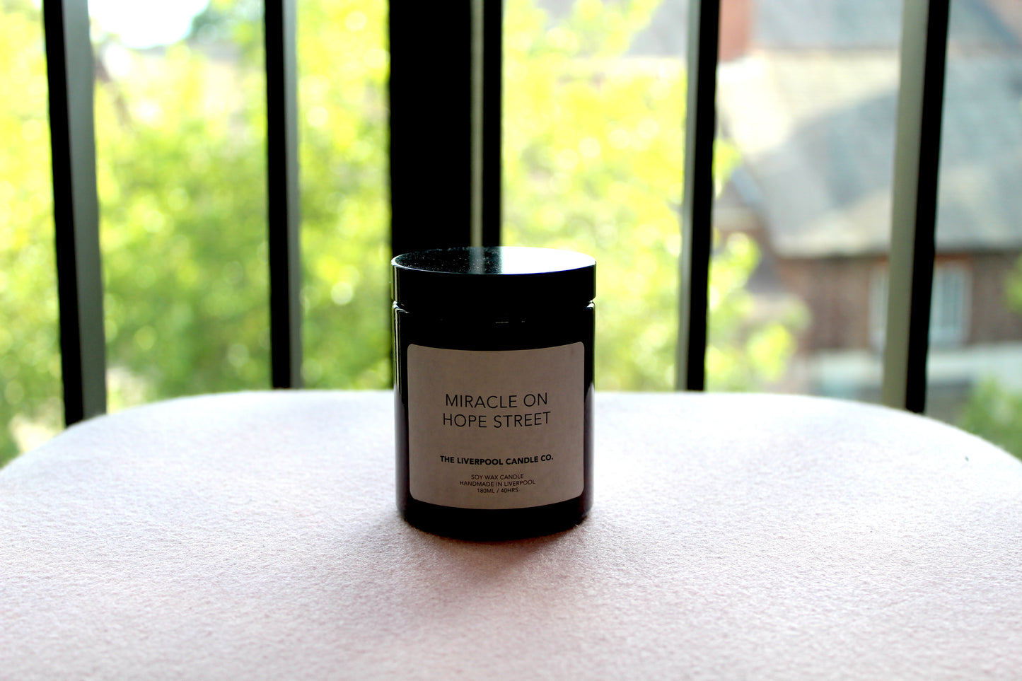 Liverpool Candle Company - Miracle On Hope Street 180ml
